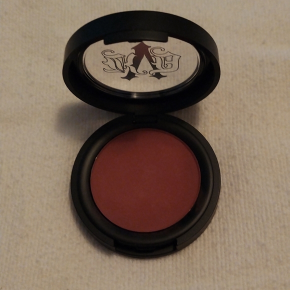 💚3 for $30💚Single Eyeshadow Bundle - Picture 3 of 9